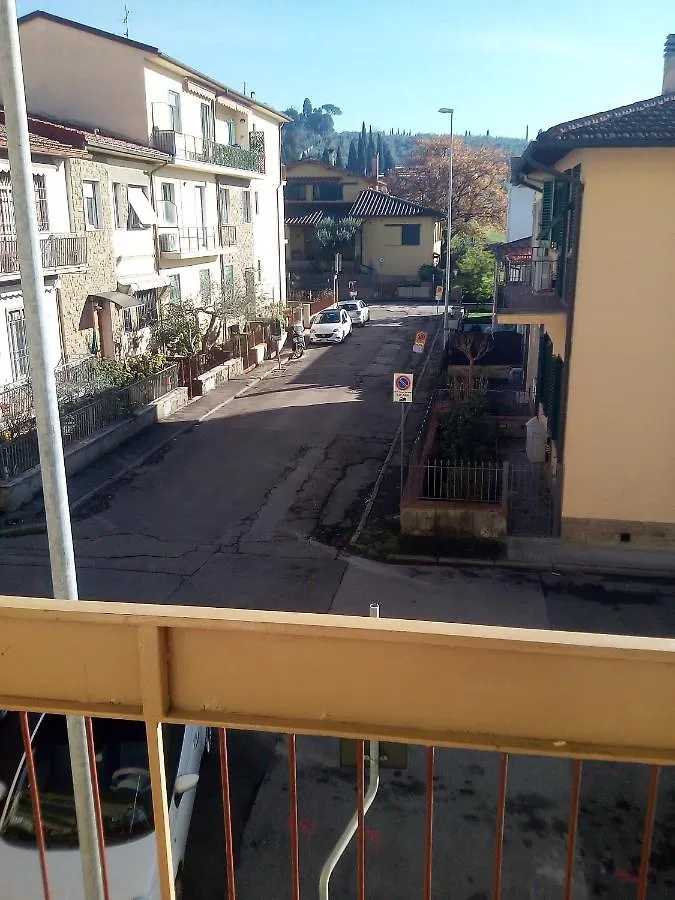 Pippo House Scandicci Guest house