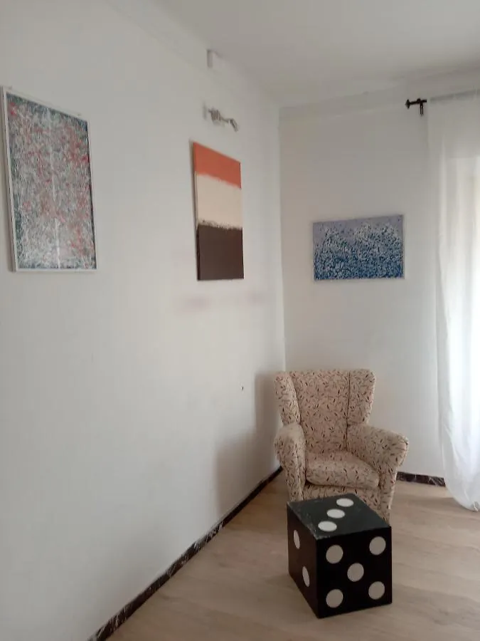Pippo House Scandicci Guest house